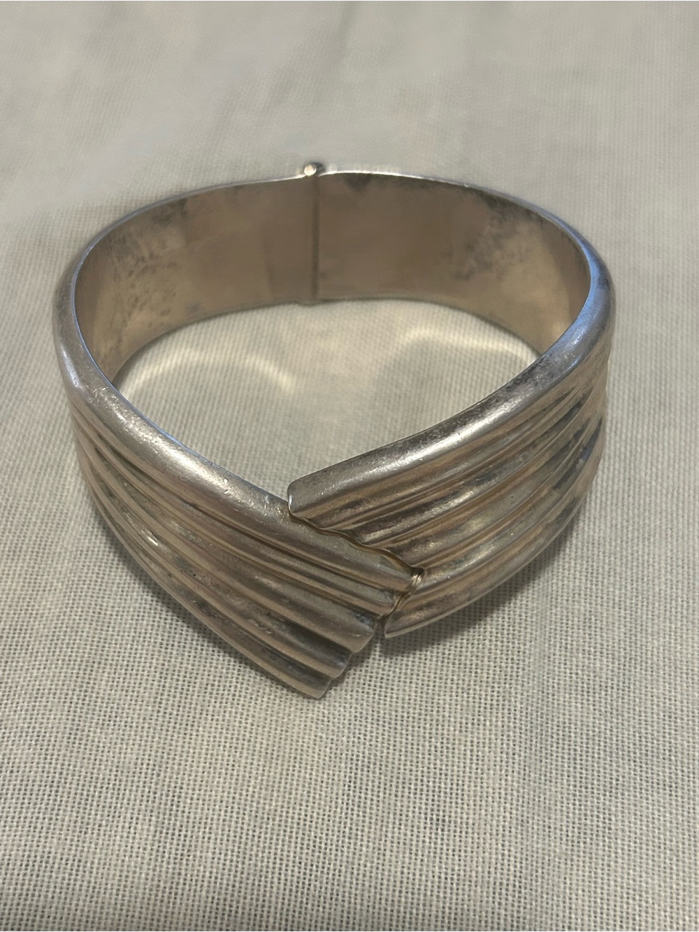 Vintage Jondell Mexico Sterling Silver Modernist Hinged Clamper Cuff Bracelet